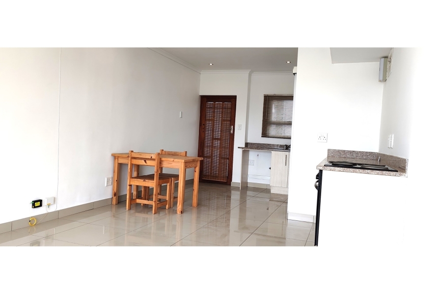 1 Bedroom Property for Sale in Heathfield Western Cape
